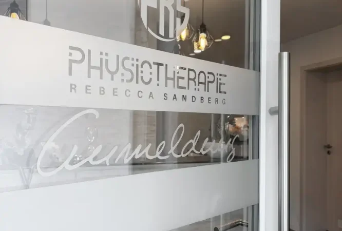 PRS-Physiotherapie Rebecca Sandberg – herzliche Anmeldung mit freundlichem Empfang für Patienten und Besucher – willkommen in der Physiotherapiepraxis