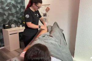 PRS-Physiotherapie Rebecca Sandberg – Manuelle Lymphdrainage (MLD) – sanfte Therapie zur Förderung des Lymphflusses, Reduktion von Schwellungen und Unterstützung der Regeneration nach Operationen oder Verletzungen